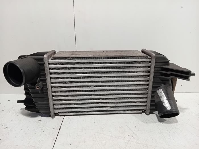 Gebruikte Intercooler Nissan Pulsar Prijs € 160,00 Margeregeling aangeboden door Van der Ven Autorecycling B.V.