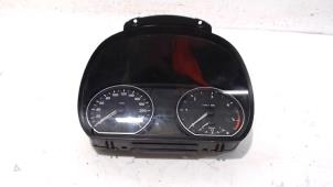 Gebruikte Instrumentenpaneel BMW 1-Serie Prijs € 12,00 Margeregeling aangeboden door Van der Ven Autorecycling B.V.