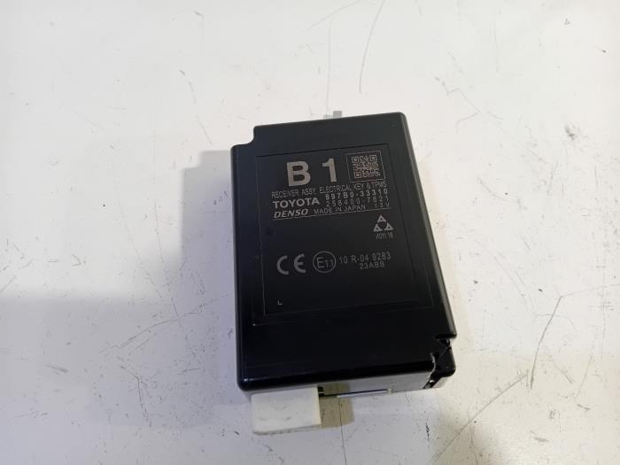 Gebruikte Computer Diversen Lexus ES Prijs € 122,00 Margeregeling aangeboden door Van der Ven Autorecycling B.V.