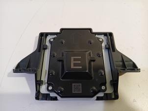 Gebruikte GPS Antenne Lexus ES Prijs € 50,00 Margeregeling aangeboden door Van der Ven Autorecycling B.V.