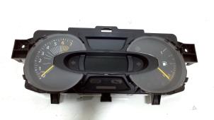 Gebruikte Cockpit Renault Captur Prijs € 125,00 Margeregeling aangeboden door Van der Ven Autorecycling B.V.