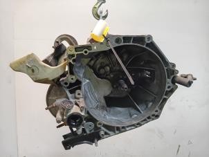 Gebruikte Versnellingsbak Citroen C3 Picasso Prijs € 138,00 Margeregeling aangeboden door Van der Ven Autorecycling B.V.