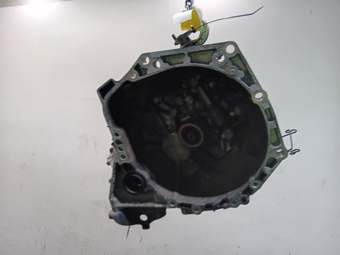 Gebruikte Versnellingsbak Peugeot 108 Prijs € 99,99 Margeregeling aangeboden door Van der Ven Autorecycling B.V.