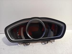 Gebruikte Cockpit Volvo V40 Prijs € 60,00 Margeregeling aangeboden door Van der Ven Autorecycling B.V.