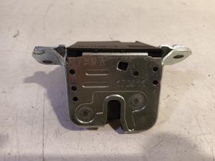 Gebruikte Achterklep Slotmechaniek Seat Alhambra Prijs € 50,00 Margeregeling aangeboden door Van der Ven Autorecycling B.V.