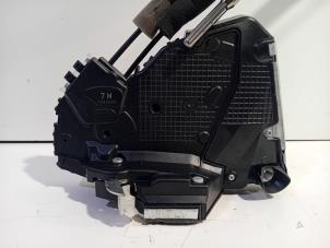 Gebruikte Portierslot Mechaniek 4Deurs links-voor Lexus ES Prijs € 40,00 Margeregeling aangeboden door Van der Ven Autorecycling B.V.
