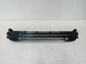 Gebruikte Bumperframe voor Lexus ES Prijs € 95,00 Margeregeling aangeboden door Van der Ven Autorecycling B.V.