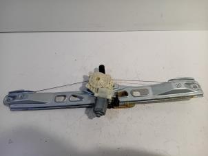 Gebruikte Ruitmechaniek 4Deurs rechts-voor Ford Transit Custom Prijs € 45,00 Margeregeling aangeboden door Van der Ven Autorecycling B.V.