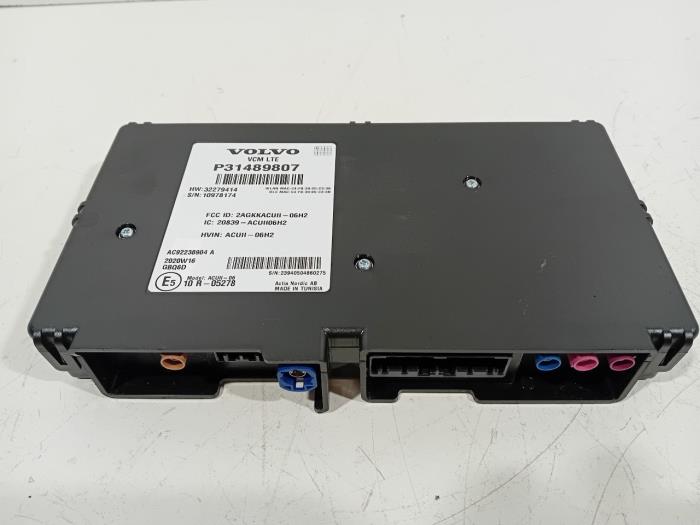 Gebruikte Computer Diversen Volvo XC40 Prijs € 535,00 Margeregeling aangeboden door Van der Ven Autorecycling B.V.