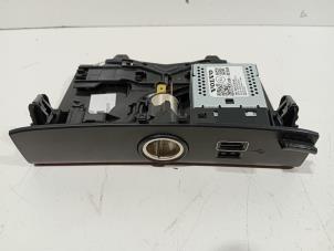 Gebruikte Computer Diversen Volvo XC40 Prijs € 36,00 Margeregeling aangeboden door Van der Ven Autorecycling B.V.