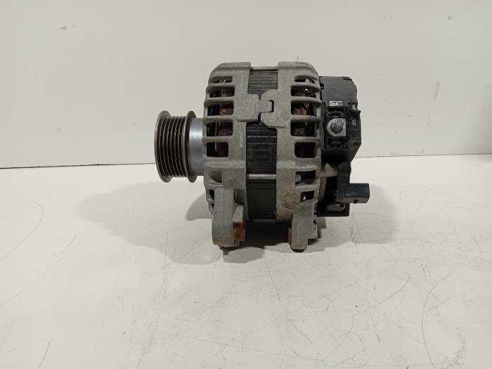 Gebruikte Dynamo Volvo XC40 Prijs € 70,00 Margeregeling aangeboden door Van der Ven Autorecycling B.V.