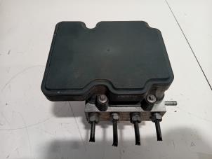 Gebruikte ABS Pomp Ford Transit Custom Prijs € 193,00 Margeregeling aangeboden door Van der Ven Autorecycling B.V.