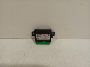 Gebruikte PDC Module Peugeot 208 Prijs € 15,00 Margeregeling aangeboden door Van der Ven Autorecycling B.V.