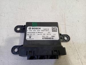 Gebruikte Module PDC Maserati Ghibli Prijs € 50,00 Margeregeling aangeboden door Van der Ven Autorecycling B.V.