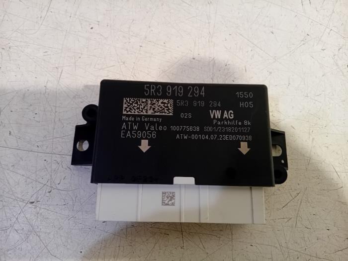 Gebruikte PDC Module Volkswagen Golf Prijs € 85,00 Margeregeling aangeboden door Van der Ven Autorecycling B.V.