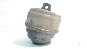 Gebruikte Motorsteun Mercedes S-Klasse Prijs € 21,00 Margeregeling aangeboden door Van der Ven Autorecycling B.V.