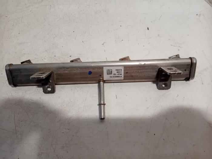 Gebruikte Verstuiver brug Fiat 500X Prijs € 138,00 Margeregeling aangeboden door Van der Ven Autorecycling B.V.