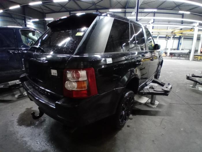 Dynamo van een Landrover Range Rover Sport 2007