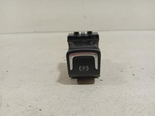 Gebruikte Handrem schakelaar Opel Corsa Prijs € 15,00 Margeregeling aangeboden door Van der Ven Autorecycling B.V.