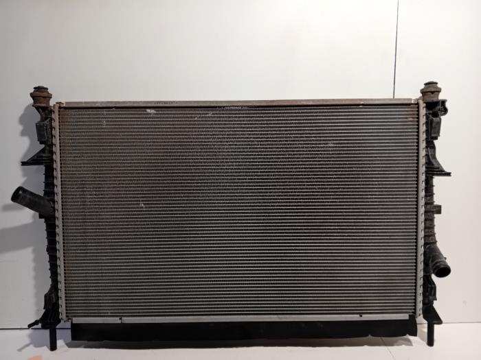 Gebruikte Radiateur Ford Transit Custom Prijs € 60,00 Margeregeling aangeboden door Van der Ven Autorecycling B.V.