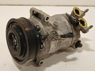 Gebruikte Pomp Airco Volvo V40 Prijs € 75,00 Margeregeling aangeboden door Van der Ven Autorecycling B.V.