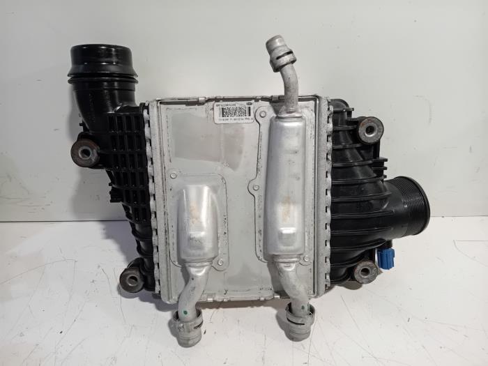 Gebruikte Intercooler Jaguar XE Prijs € 75,00 Margeregeling aangeboden door Van der Ven Autorecycling B.V.