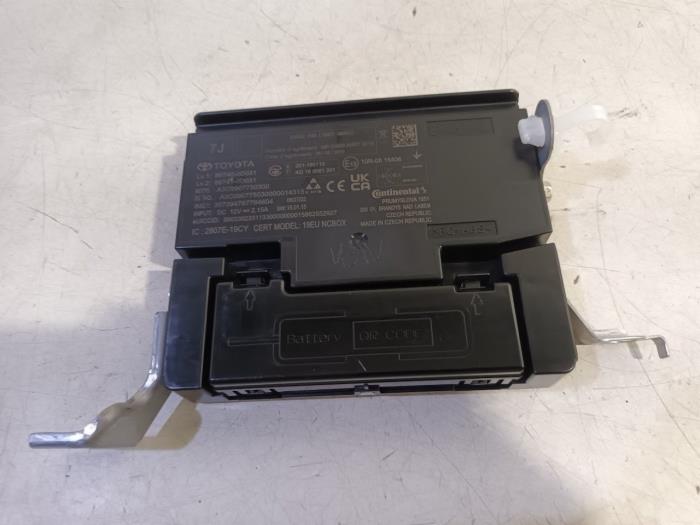 Gebruikte Telefoon Module Mazda 2 Hybrid Prijs € 155,00 Margeregeling aangeboden door Van der Ven Autorecycling B.V.
