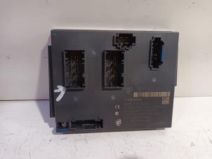 Gebruikte Sam module Porsche Cayenne Prijs € 160,00 Margeregeling aangeboden door Van der Ven Autorecycling B.V.