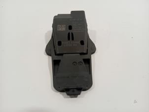 Gebruikte Cruise control sensor Volkswagen E-Up Prijs € 17,00 Margeregeling aangeboden door Van der Ven Autorecycling B.V.