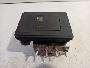 Gebruikte ABS Pomp Renault Megane Prijs € 75,00 Margeregeling aangeboden door Van der Ven Autorecycling B.V.