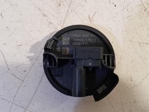 Gebruikte Airbag Sensor BMW 3-Serie Prijs € 21,00 Margeregeling aangeboden door Van der Ven Autorecycling B.V.