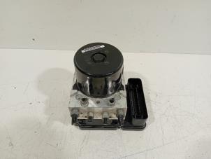 Gebruikte ABS Pomp Ford C-Max Prijs € 65,00 Margeregeling aangeboden door Van der Ven Autorecycling B.V.