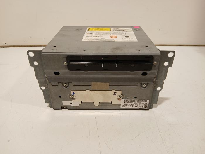 Gebruikte Radio module BMW X3 Prijs € 428,00 Margeregeling aangeboden door Van der Ven Autorecycling B.V.