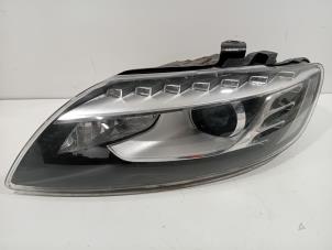 Gebruikte Koplamp links Audi Q7 Prijs € 376,00 Margeregeling aangeboden door Van der Ven Autorecycling B.V.