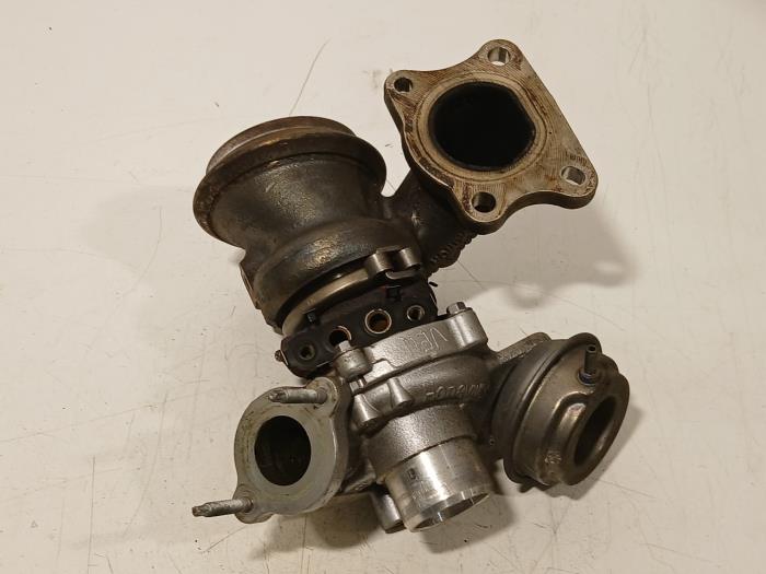 Turbo van een Peugeot 308 2014