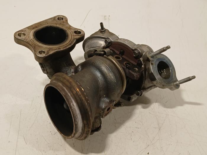 Turbo van een Peugeot 308 2014