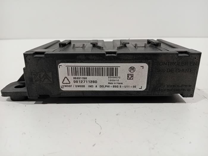 Gebruikte Computer Diversen Citroen C4 Prijs € 50,00 Margeregeling aangeboden door Van der Ven Autorecycling B.V.