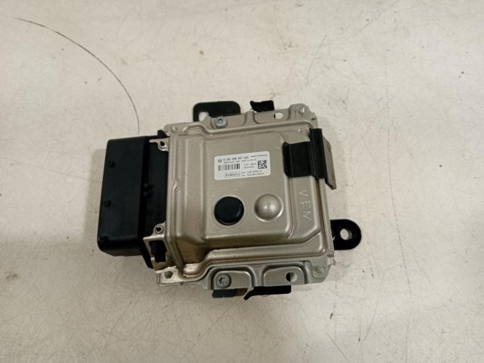 Gebruikte Computer Diversen Ford Transit Prijs € 60,00 Margeregeling aangeboden door Van der Ven Autorecycling B.V.