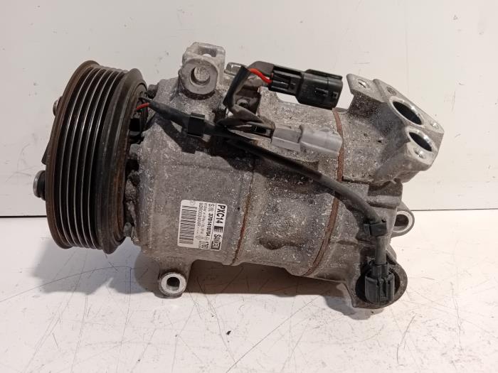 Gebruikte Pomp Airco Renault Megane Prijs € 110,00 Margeregeling aangeboden door Van der Ven Autorecycling B.V.