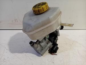 Gebruikte Hoofdremcilinder Porsche Cayenne Prijs € 41,00 Margeregeling aangeboden door Van der Ven Autorecycling B.V.