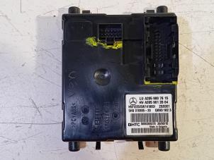 Gebruikte Computer Kachel Mercedes C-Klasse Prijs € 55,00 Margeregeling aangeboden door Van der Ven Autorecycling B.V.