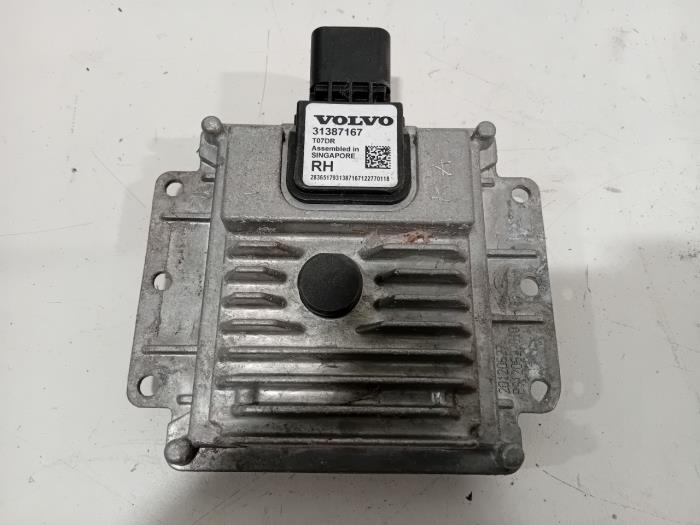 Gebruikte Computer Diversen Volvo V40 Prijs € 50,00 Margeregeling aangeboden door Van der Ven Autorecycling B.V.