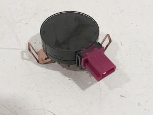 Gebruikte Regensensor Lynk & Co 01 Prijs € 25,00 Margeregeling aangeboden door Van der Ven Autorecycling B.V.