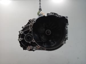 Gebruikte Versnellingsbak Volvo V40 Prijs € 424,00 Margeregeling aangeboden door Van der Ven Autorecycling B.V.