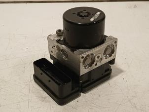 Gebruikte ABS Pomp Volvo V40 Prijs € 70,00 Margeregeling aangeboden door Van der Ven Autorecycling B.V.