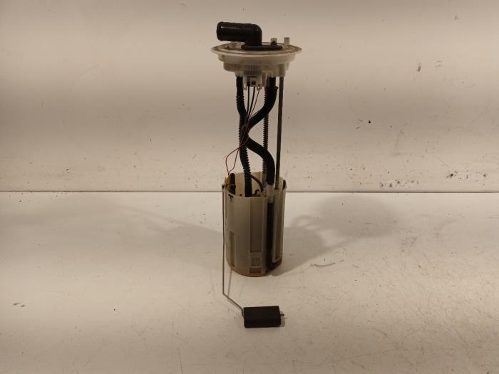 Gebruikte Tank element Pomp Fiat Ducato Prijs € 75,00 Margeregeling aangeboden door Van der Ven Autorecycling B.V.