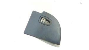 Gebruikte Dashboard deel Mercedes 309D Prijs € 10,00 Margeregeling aangeboden door Van der Ven Autorecycling B.V.