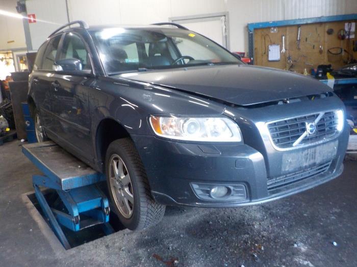 Aircopomp van een Volvo V50 1980