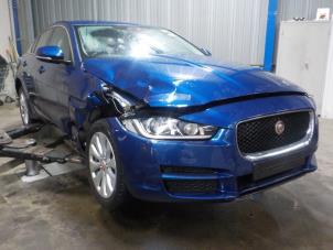 Radiateur van een Jaguar XE 2015