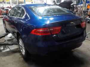 Radiateur van een Jaguar XE 2015